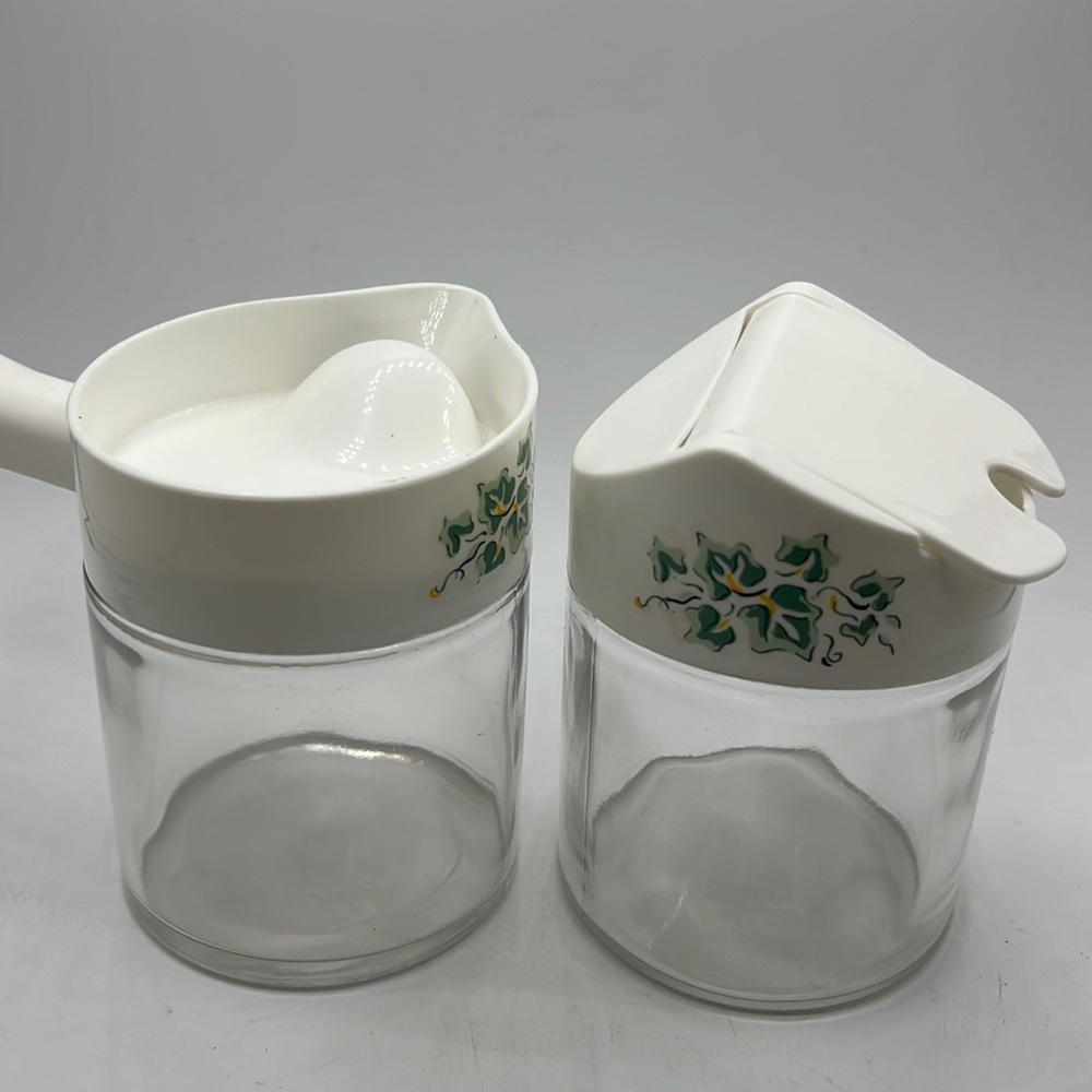 VTG Cream & Sugar